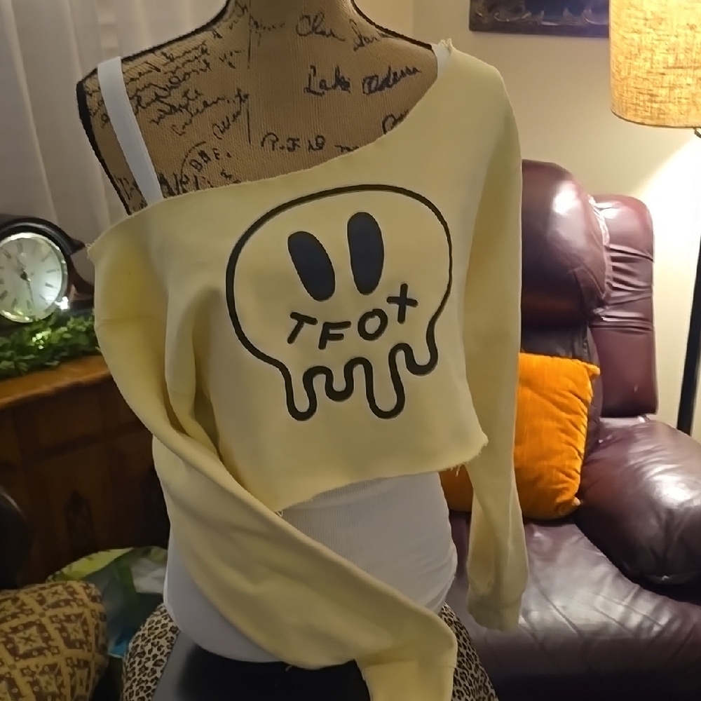 Yellow TFOX Off-Shoulder Sweatshirt